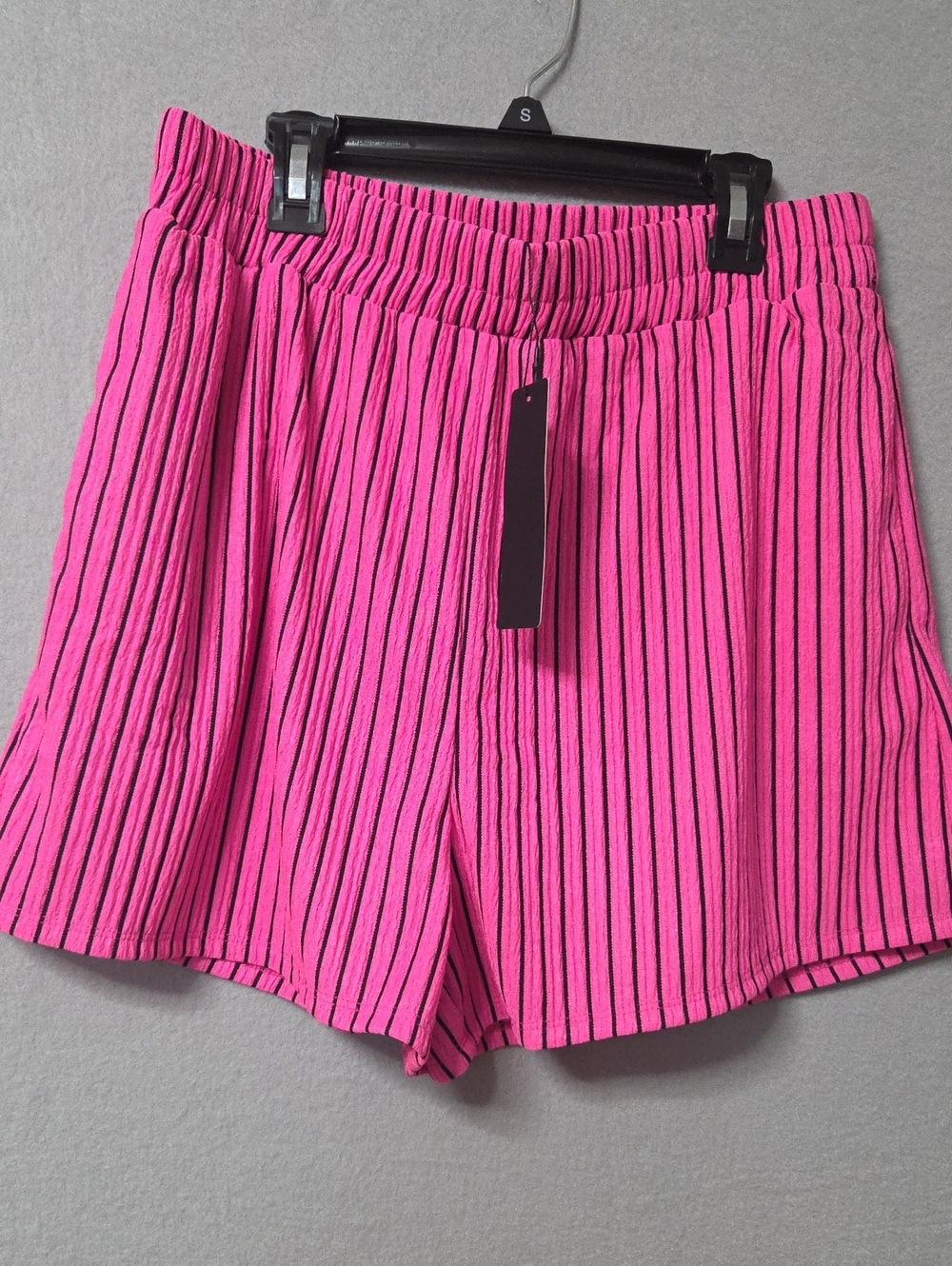 Julia by Love Striped Shorts Size Large Pink and Black